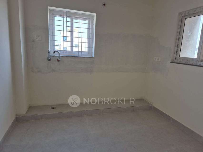 3 BHK Flat In Legend Galaxy, Kothapet For Sale  In Kothapet