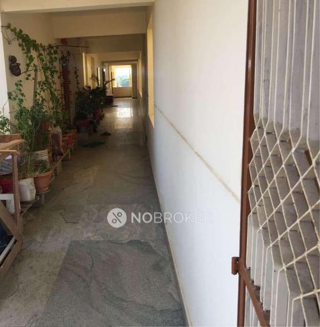 2 BHK Flat In Richmond Lakeview Apartment For Sale  In Ramakrishnapura Rd