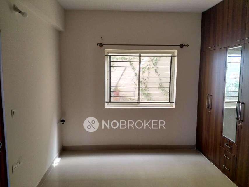 2 BHK Flat In Richmond Lakeview Apartment For Sale  In Ramakrishnapura Rd