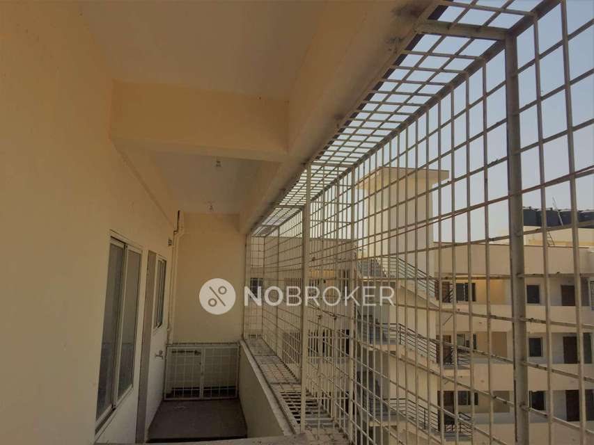 2 BHK Flat In Richmond Lakeview Apartment For Sale  In Ramakrishnapura Rd