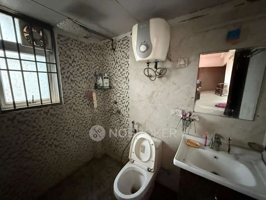 3 BHK Flat In Raksha Addela For Sale  In Gaur City 2