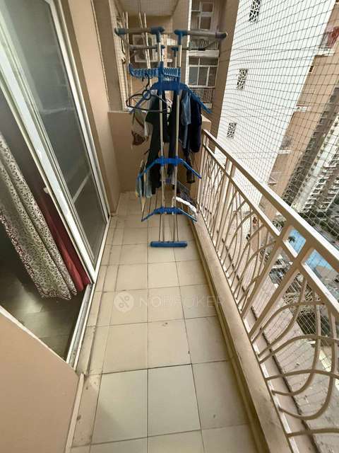 3 BHK Flat In Mahagun Mywoods For Sale  In Sector 16c