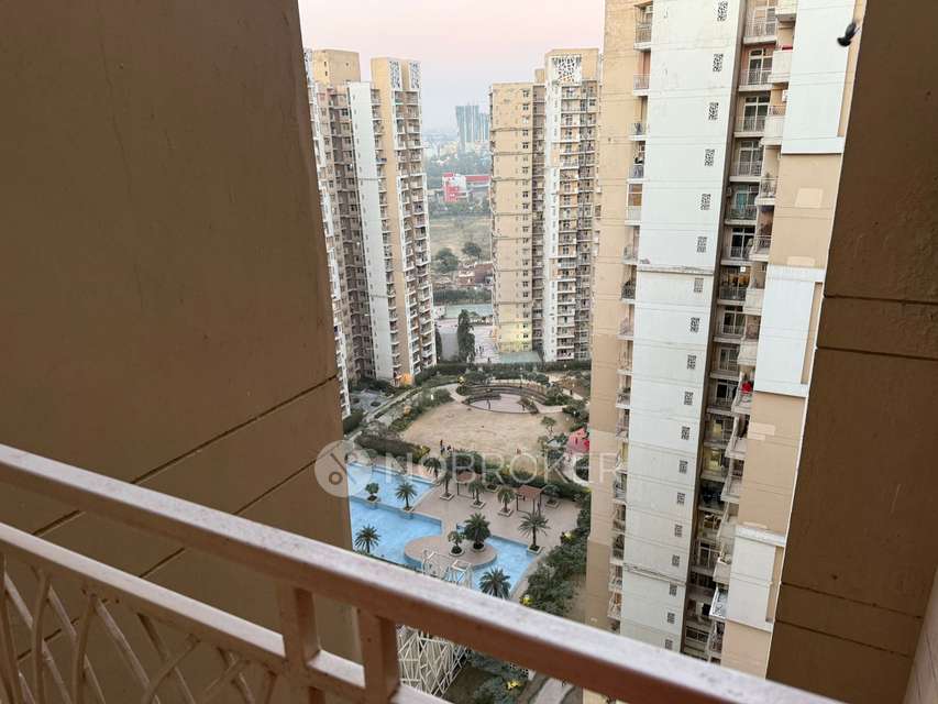 3 BHK Flat In Mahagun Mywoods For Sale  In Sector 16c