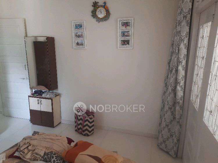 1 BHK Flat In Maneklal Estate For Sale  In Ghatkopar West