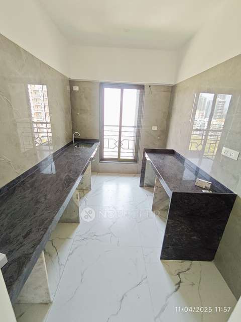 3 BHK Flat In Sunny Splendour For Sale  In Mulund West
