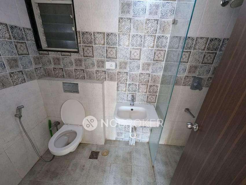 2 BHK Flat In Kohinoor Tinsel Town For Sale  In Pimpri-chinchwad