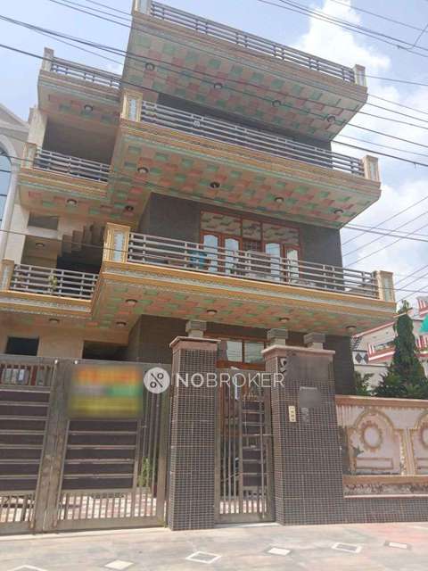 Shop in Sector 9, Gurgaon for Rent 