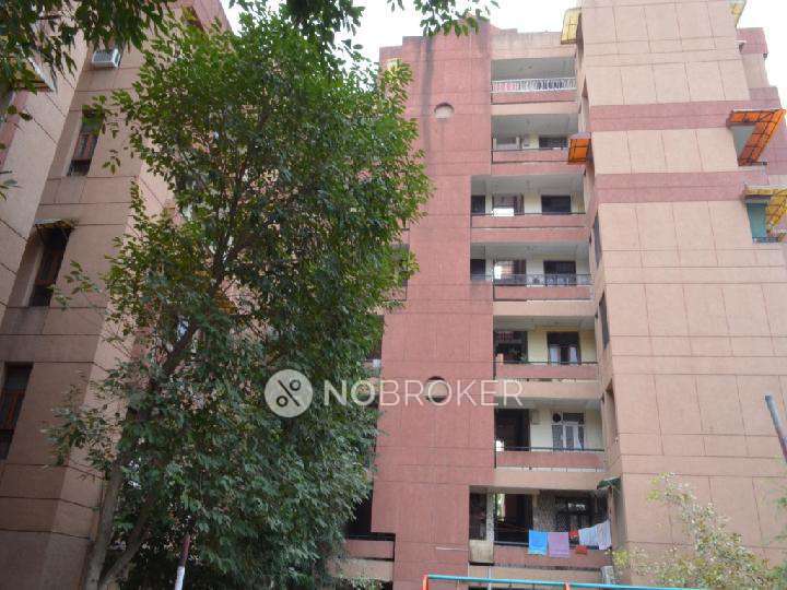 Single Room for Female In 2 BHK  In Stand Alone Bulding In Sector 23