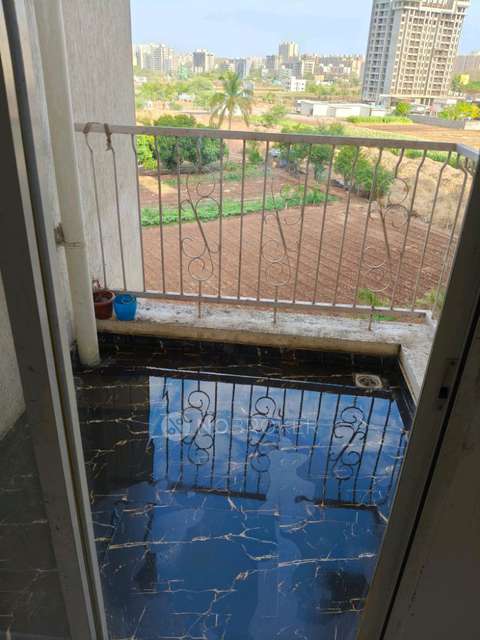 Single Room for Male In 1 BHK  In Dmk Stella In Tower-1, Stella Towers, Pimpri-chinchwad, Maharashtra 412105, India