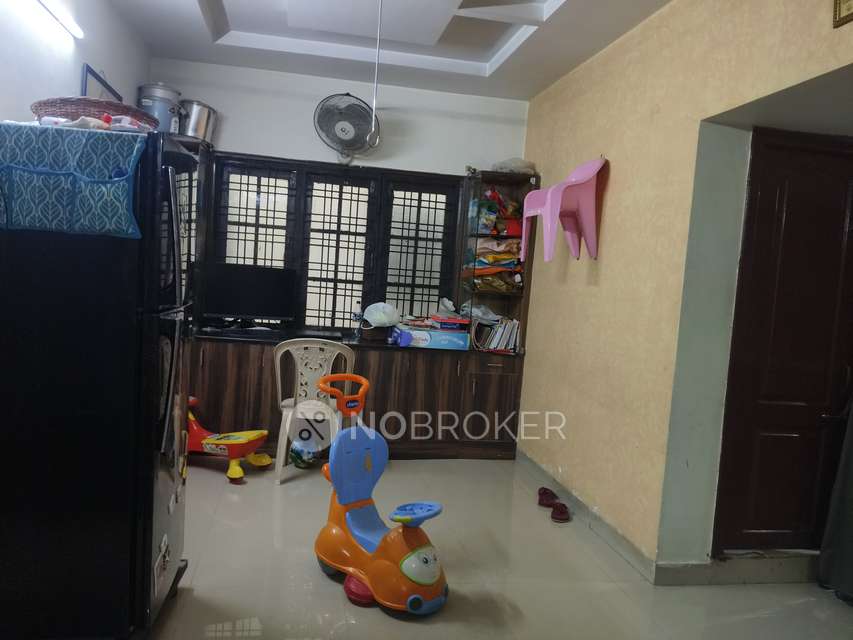 2 BHK Flat In Hemadurga Towers For Sale  In Miyapur