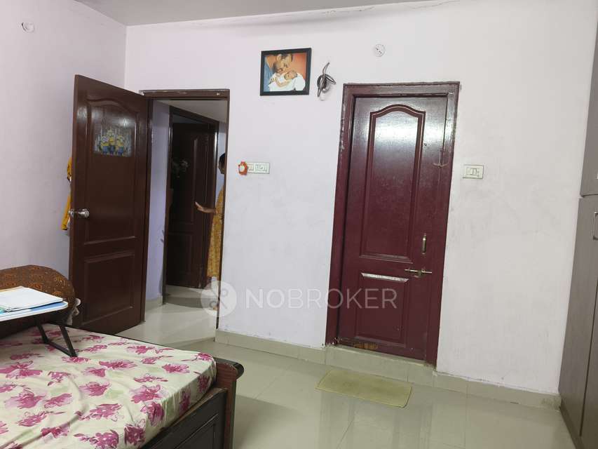 2 BHK Flat In Hemadurga Towers For Sale  In Miyapur