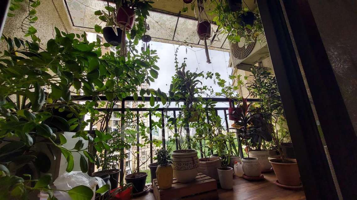 2 BHK Flat In Neopolis And Acropolis For Sale  In Thane West