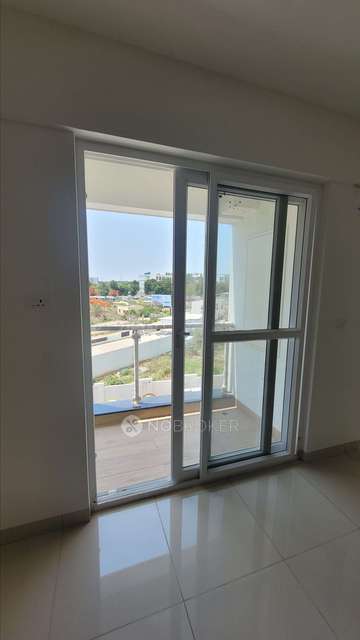 2 BHK Flat In Mana Macasa Emerald For Sale  In Chikkanayakanahalli