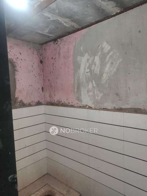 Godown/Warehouse in Kandivali West, Mumbai for sale 