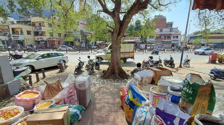 Shop in Trimurti Complex, Pune for Rent 