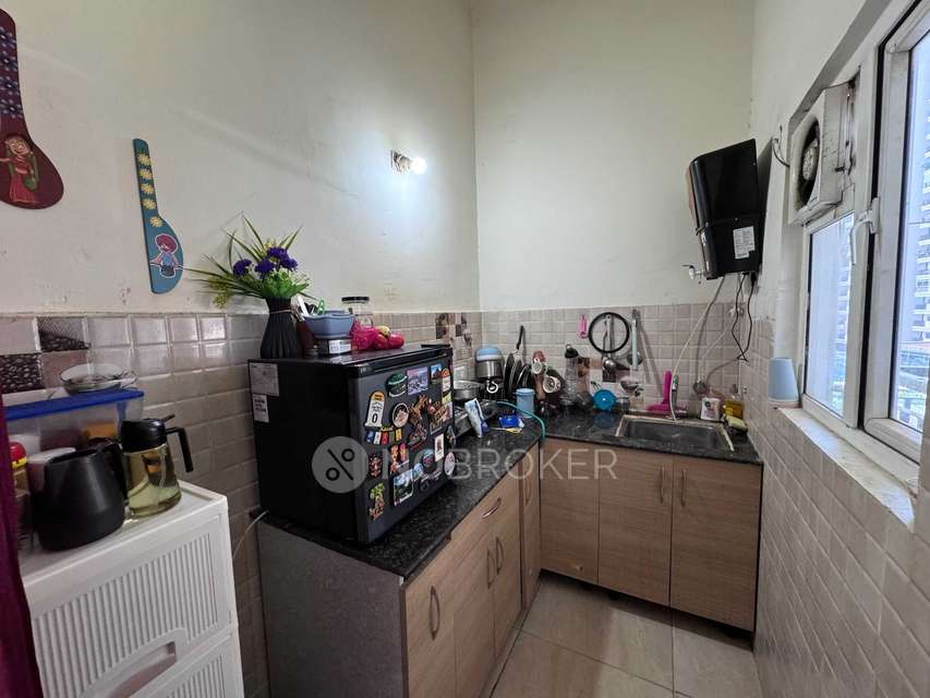 1 BHK Flat In  Gaur City 4th Avenue for Rent  In Noida Extension,