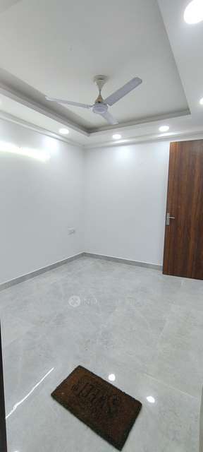 2 BHK Flat In Swastic Apprtment A For Sale  In Chhatarpur