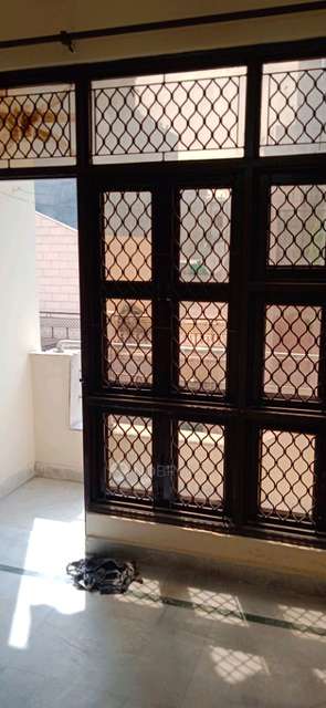 2 BHK Flat In Wz-41 For Sale  In Sadh Nagar, Palam