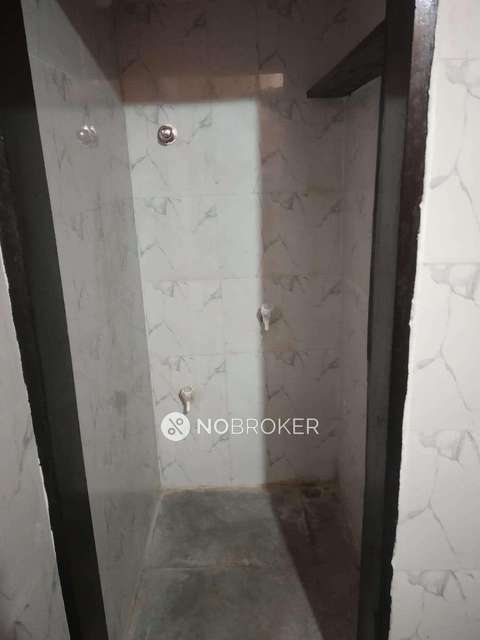 1 RK House For Sale  In Mulund West