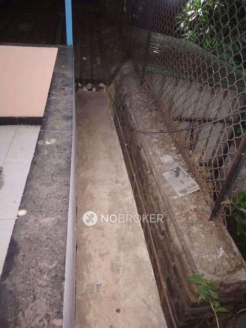 1 RK House For Sale  In Mulund West