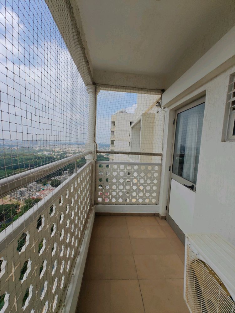 Bearys Lakeside Habitat