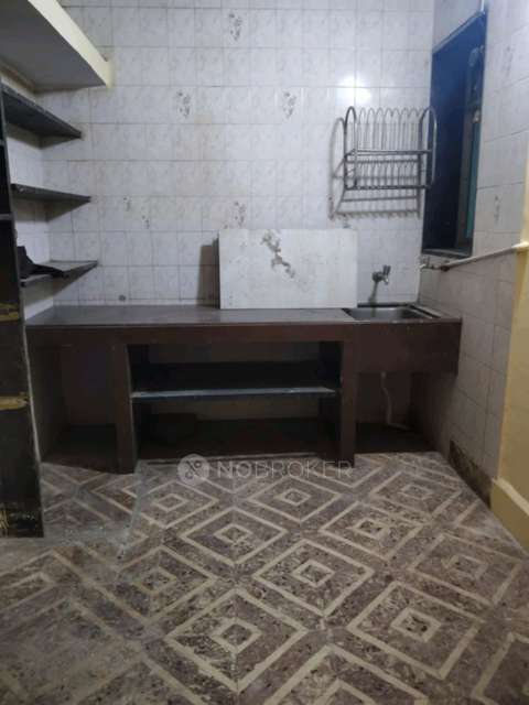 1 BHK Flat In B16, Shivranjani Soc, Shubash Road, Navapada, Near Bunty Bar, Dombivli- West for Rent  In Bunty Restaurant And Bar