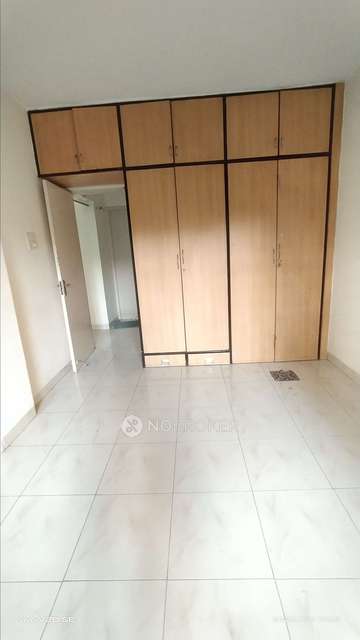 2 BHK Flat In  Florentine Housing Society  For Sale  In Ghorpadi