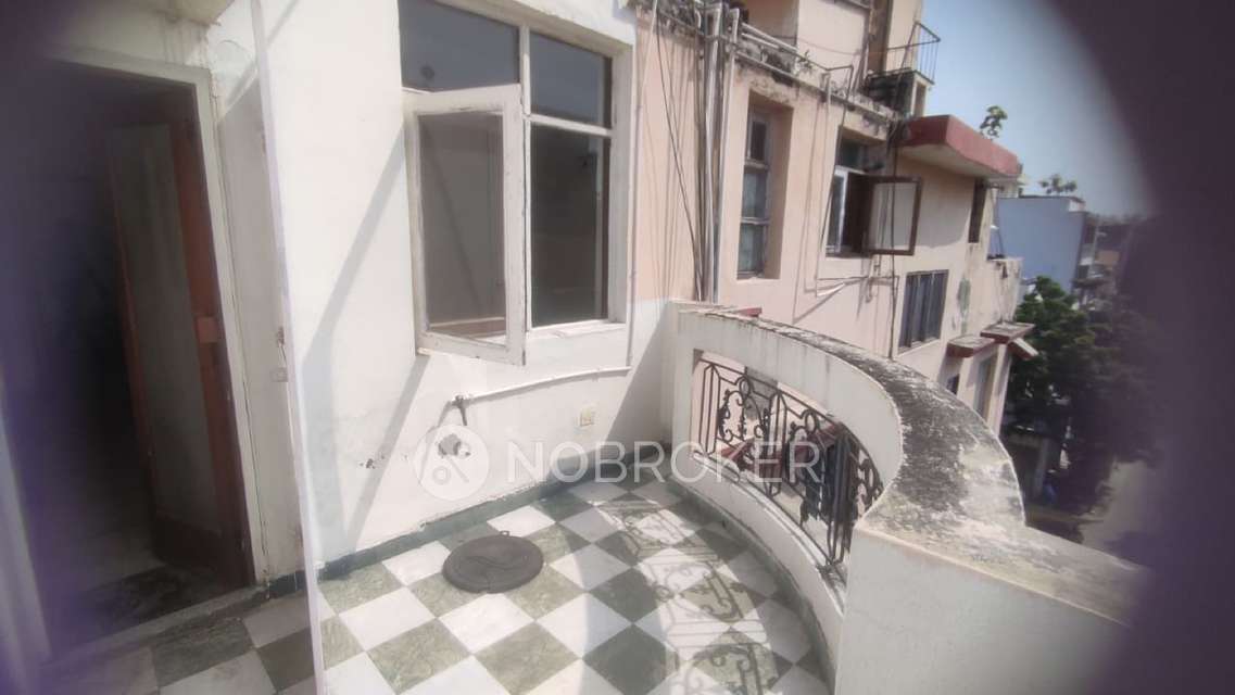 4 BHK Flat For Sale  In South Extension Ii