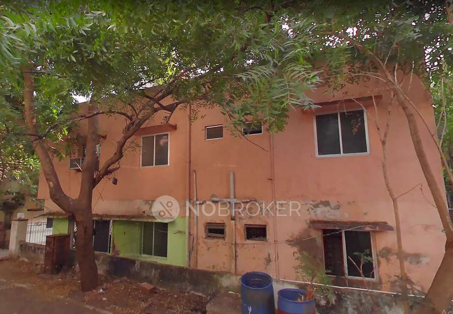 2 BHK Flat In V J. Flats. Thiruvanmiyur Near Kalashetra For Sale  In V J Flats