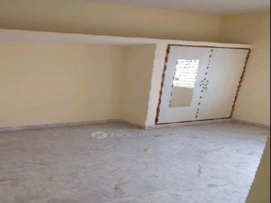 3 BHK Flat In Standalone Builidng  For Sale  In Nagavara