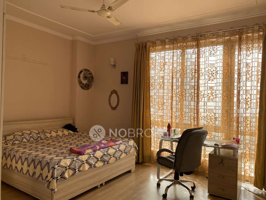 3 BHK Flat In Pioneer Park For Sale  In Sector 61