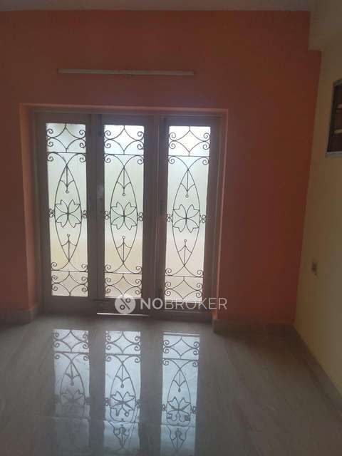 2 BHK Flat In Majestic Garden For Sale  In Saligramam