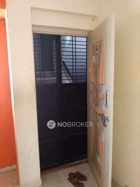 1 BHK Flat In Laxmi Complex For Sale  In Nana Peth