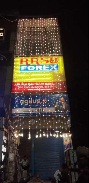 Shop in Sector 18 Noida, Noida for Rent 