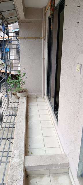 1 RK Flat In Nirmal Nagari Chs, Derawali For Sale  In Derawali