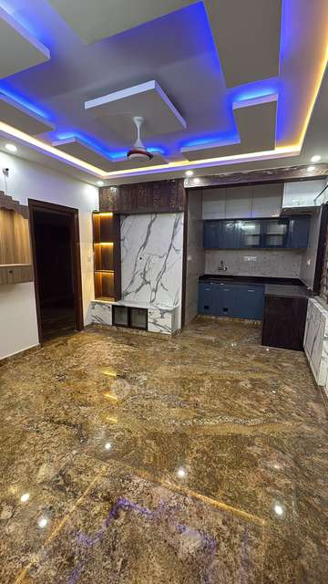 1 BHK Flat In Standalone Building  for Rent  In  Indiranagar