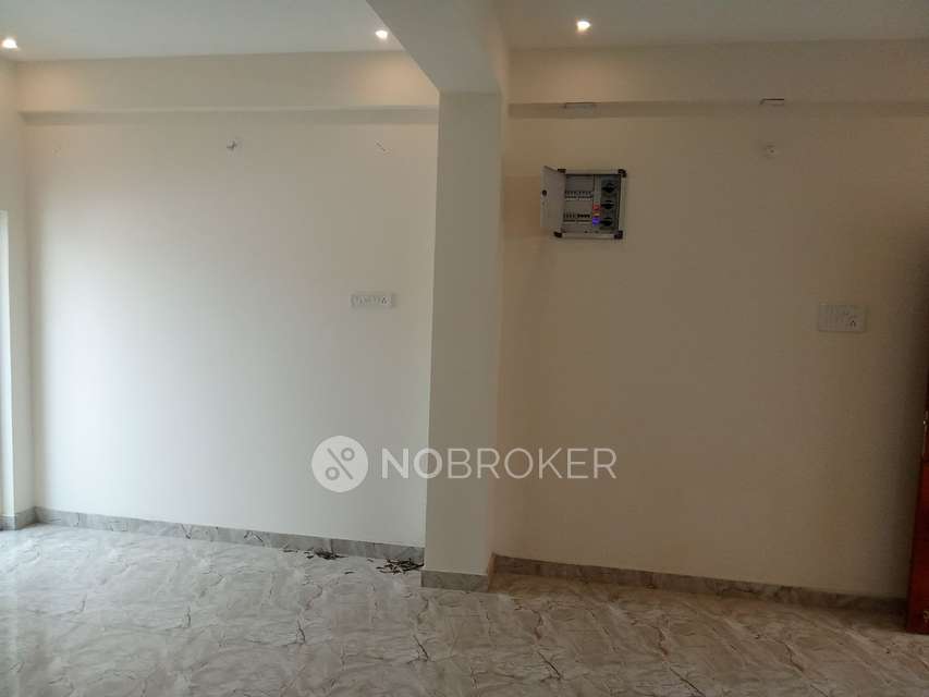 2 BHK Flat In Devi Apartment For Sale  In Perambur