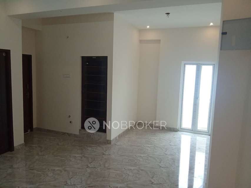 2 BHK Flat In Devi Apartment For Sale  In Perambur