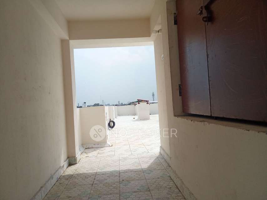 2 BHK Flat In Devi Apartment For Sale  In Perambur