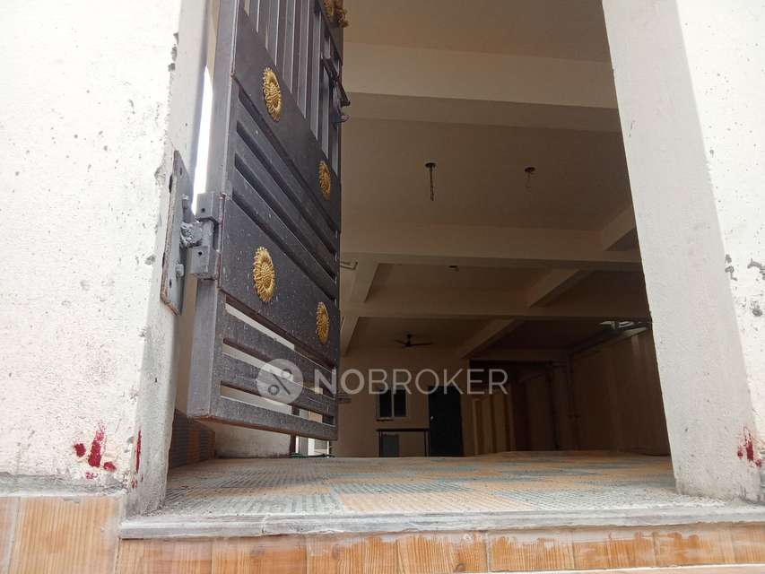 2 BHK Flat In Devi Apartment For Sale  In Perambur