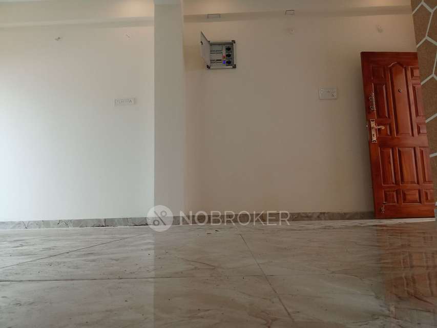 2 BHK Flat In Devi Apartment For Sale  In Perambur