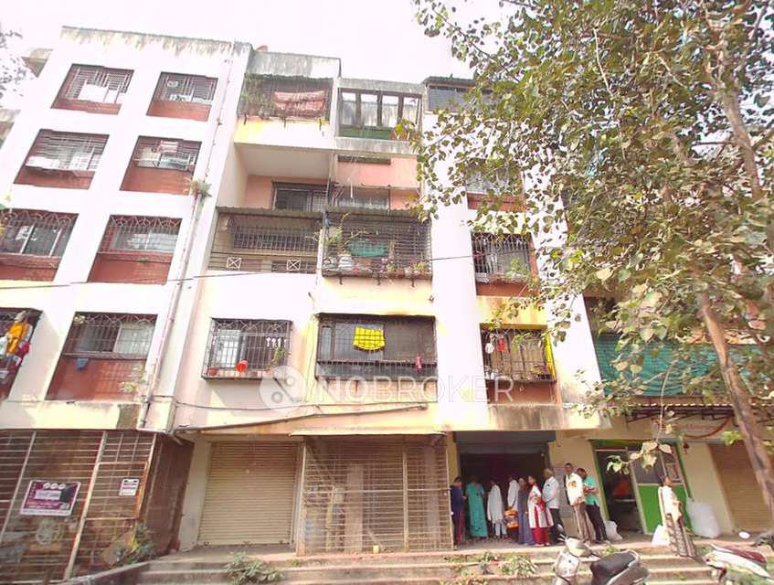 Shared Room for Female In 1 RK  In Near G-pack,hingane Home Colony ,pune-411052 In Hingane Home Colony, Karve Nagar