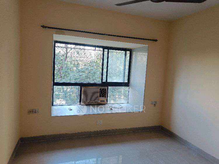 2 BHK Flat In Lokhandwala Whispering Palms For Sale  In Kandivali East
