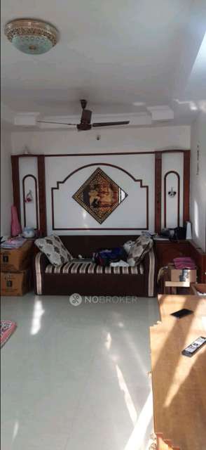 2 BHK Flat In Seven Star Chs for Rent  In Borivali West