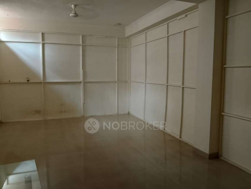 Godown/Warehouse in 1315, St Thomas Marg, Gurgaon for Rent 