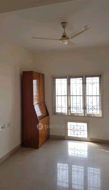 3 BHK Flat In Sterling Chaturbuja Apartment For Sale  In Manapakkam