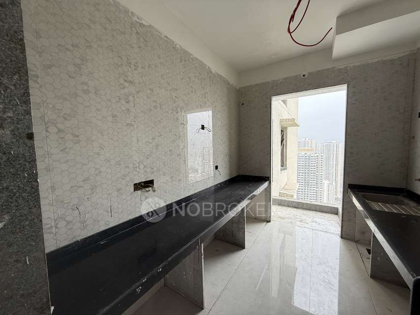 2 BHK Flat In Neelam Senroofs, Mulund East For Sale  In Mulund East