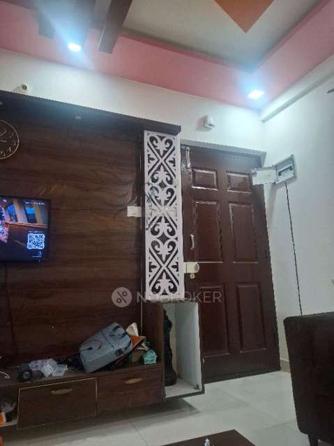 Single Room for Male In 2 BHK  In Sb In Kasavannahalli