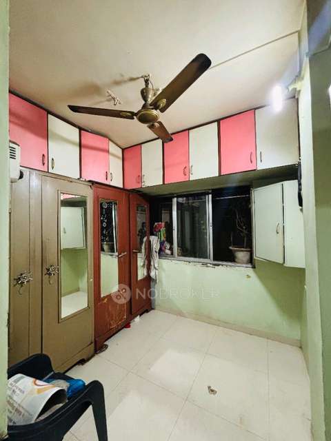 1 BHK Flat In 712 Budhwar Peth Niwara Complex 3rd Floor for Rent  In Sakal Office
