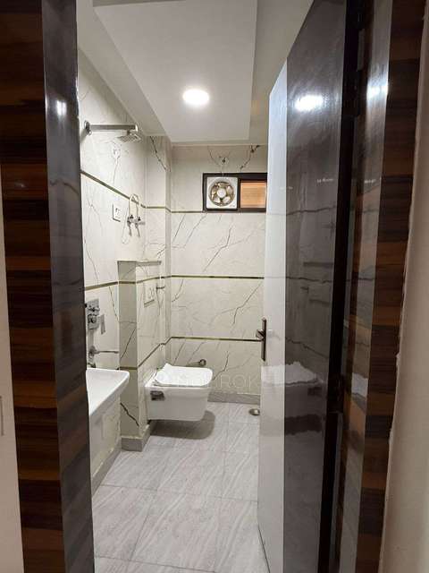 3 BHK Flat In Apartment For Sale  In Uttam Nagar